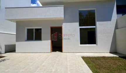 BELÍSSIMA CASA TÉRREA À VENDA NO BAIRRO JARDIM ALICE EM JUNDIAÍ/SP