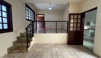 CASA TÉRREA PARA VENDA OU LOCAÇÃO NO BAIRRO JARDIM FLORESTAL EM JUNDIAÍ/SP