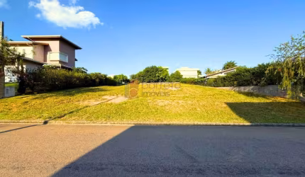 TERRENO PLANO À VENDA NO CONDOMÍNIO COLINAS DE INHANDJARA EM ITUPEVA/SP