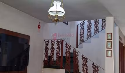 CASA À VENDA NO JARDIM TULIPAS EM JUNDIAÍ/SP