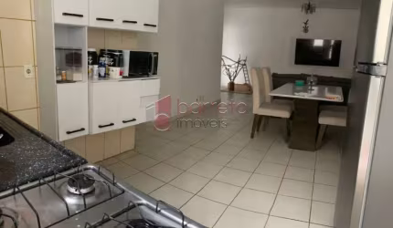 CASA À VENDA, BAIRRO JARDIM BANDEIRAS, JUNDIAÍ