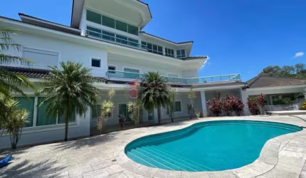 CASA COM 1.033 M² DE TERRENO À VENDA NO CONDOMÍNIO PARADISE EM CABREÚVA/SP