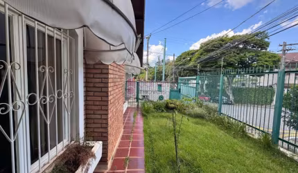 CASA TÉRREA COM 03 QUARTOS À VENDA NO PARQUE DO COLÉGIO - JUNDIAÍ/SP