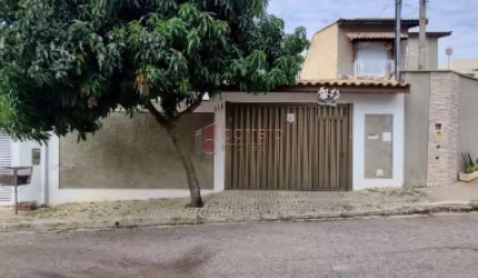 Casa estilo sobrado em excelente localização, no bairro Eloy Chaves, Jundiaí -SP
