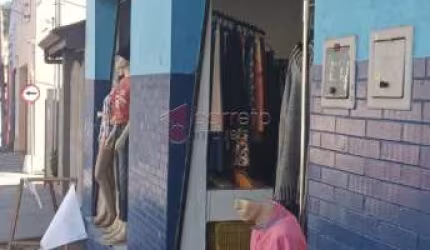 CASA COM SALÃO COMERCIAL À VENDA NA PONTE SÃO JOÃO EM JUNDIAÍ/SP