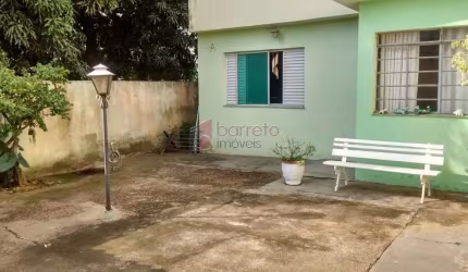 CASA TÉRREA A VENDA BAIRRO ANHANGABAÚ - JUNDIAI