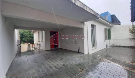 CASA SOBRADO PARA VENDA/LOCAÇÃO, NO BAIRRO VILA MUNICIPAL, NA REGIÃO CENTRAL DE JUNDIAÍ/SP
