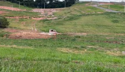 TERRENO À VENDA NO RESIDENCIAL LAGO AZUL - RECANTO QUARTO CENTENÁRIO - JUNDIAÍ/SP