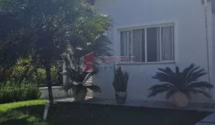 CASA TÉRREA À VENDA NO CONDOMÍNIO IBI ARAM I, ITUPEVA-SP.