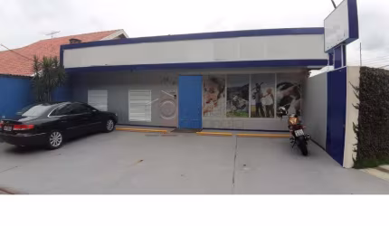 Vende-se excelente imóvel, para uso Comercial ou Residencial