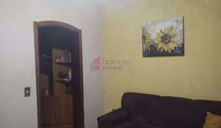 CASA Á VENDA NO JARDIM PACAEMBU EM JUNDIAÍ - SP.