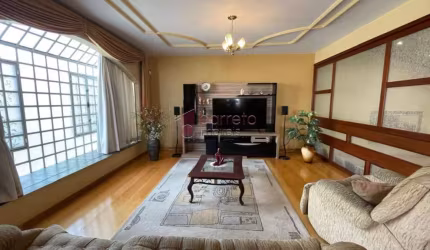 CASA COM TERRENO DE 300 M² À VENDA NO BAIRRO JARDIM PAULISTA EM JUNDIAÍ/SP