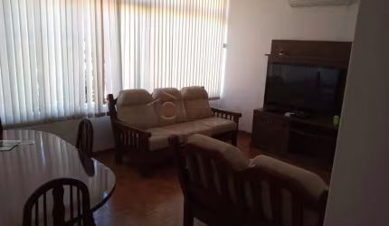 CASA TÉRREA PARA VENDA COM SALÃO E TERRENO NA PONTE SÃO JOÃO .