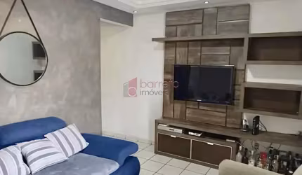 Casa para VENDA em Jundiaí SP bairro Parque Cidade Jardim II 124m² 2 dorms, sala de estar. Cozinha planejada. 2 Wcs. Área externa. 2 vgs!