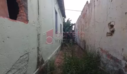 CASA ANTIGA PARA VENDA NO CENTRO DE JUNDIAÍ/SP