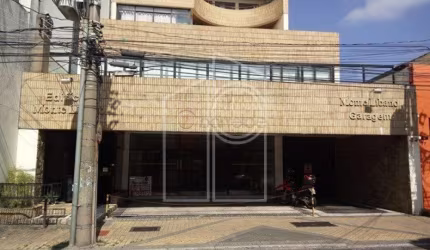 SALÃO COMERCIAL COM 700M² PARA VENDA E LOCAÇÃO NO CENTRO DE JUNDIAÍ/SP