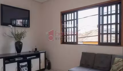 Casa Residencial com possibilidade Comercial para LOCAÇÃO em Jundiaí SP Vila Inhamupe 8 dorms (2 suítes) Cozinha planejada. 3 vgs!