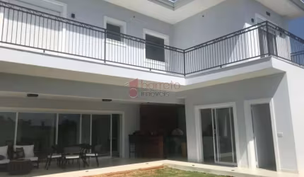 CASA À VENDA NO CONDOMÍNIO RESERVA DA SERRA EM JUNDIAÍ/SP