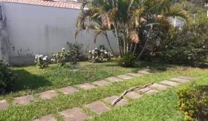 EXCELENTE CASA PARA LOCAÇÃO RESIDENCIAL OU COMERCIAL NO BAIRRO PARQUE DO COLÉGIO EM JUNDIAÍ/SP