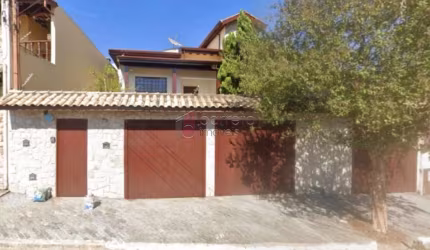CASA À VENDA OU LOCAÇÃO, BAIRRO JARDIM ESTÁDIO, JUNDIAÍ