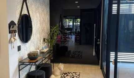 CASA ASSOBRADADA COM 3 SUÍTES À VENDA NO CONDOMÍNIO PORTAL DO PARAÍSO II - JUNDIAÍ/SP