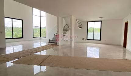 CASA À VENDA NO CONDOMÍNIO TERRAS DO CAXAMBÚ EM JUNDIAÍ/SP