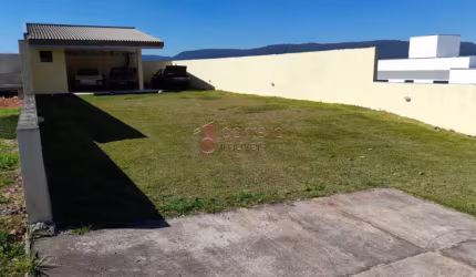 TERRENO COM EDÍCULA  À VENDA NO CONDOMÍNIO VILA PRECIOSA EM CABREÚVA/SP