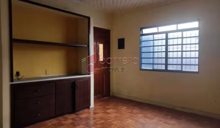CASA À VENDA NO CENTRO DE JUNDIAÍ/SP