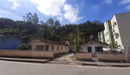 TERRENO DE 2.764M² A 2KM DO CENTRO DE BRUSQUE