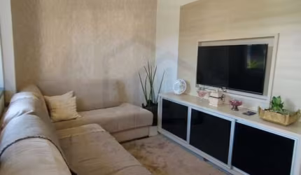 CASA DE DOIS PISO COM 240M²  COM ÓTIMA LOCALIZAÇÃO