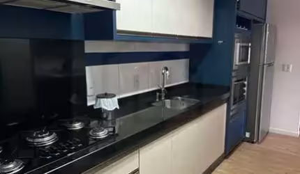 APARTAMENTO 100% MOBILIADO COM 2 DORMITÓRIOS SENDO 1 SUÍTE NO BAIRRO SANTA RITA