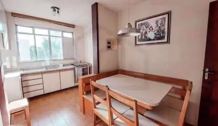 APARTAMENTO COM 2 QUARTOS SENDO 1 SUÍTE  NO CENTRO