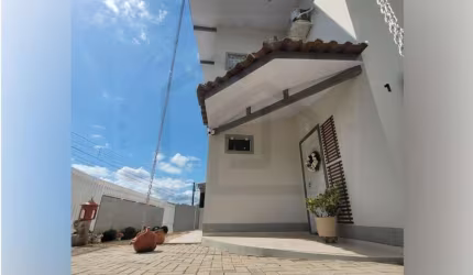 LINDA CASA DE 2 DORMITÓRIOS EM DOM JOAQUIM