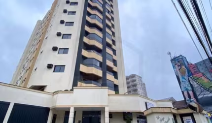 APARTAMENTO NO CENTRO DE 3 SUÍTES