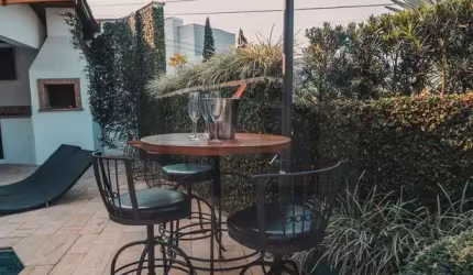 INCRÍVEL CASA DE 5 DORMITÓRIOS SENDO 1 SUÍTE