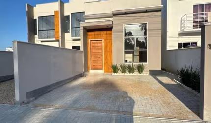 CASA TÉRREA COM 3 DORMITÓRIOS SENDO 1 SUÍTE – CONFORTO E FUNCIONALIDADE