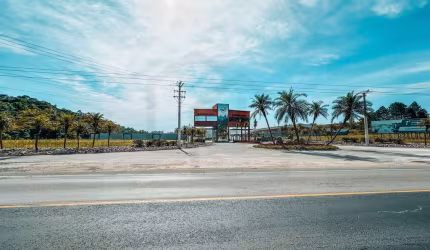 TERRENO EM LOTEAMENTO EMPRESARIAL MUITO BEM LOCALIZADO