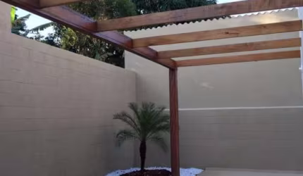 Casas em Condomínio para venda em Atibaia no bairro Vale das Flores