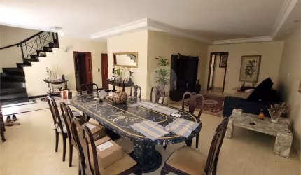 Condomínio com 9 quartos à venda em Tijuca - RJ