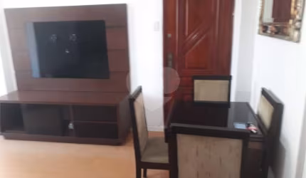 Apartamento com 2 quartos à venda em Praça Da Bandeira - RJ