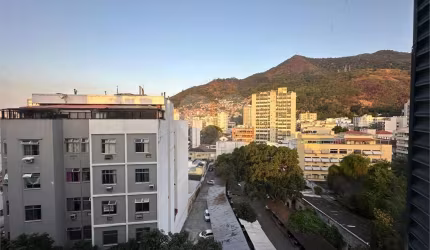 Salas à venda em Tijuca - RJ
