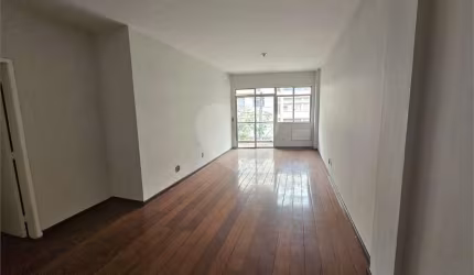 Apartamento com 3 quartos à venda em Tijuca - RJ