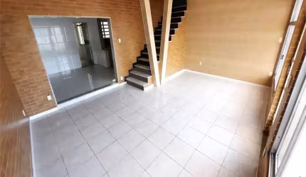 Casa de vila com 5 quartos à venda em Freguesia (jacarepaguá) - RJ