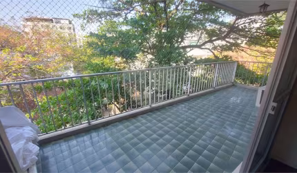 Apartamento com 3 quartos à venda em Humaitá - RJ