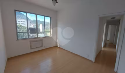 Apartamento com 2 quartos à venda em Botafogo - RJ