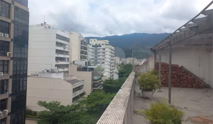 Cobertura com 5 quartos à venda em Leblon - RJ