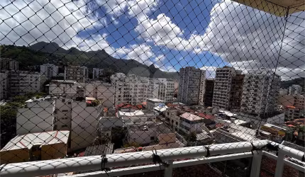 Apartamento com 3 quartos à venda em Tijuca - RJ