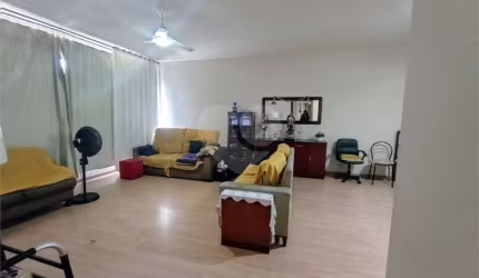 Apartamento com 3 quartos à venda ou para locação em Tijuca - RJ