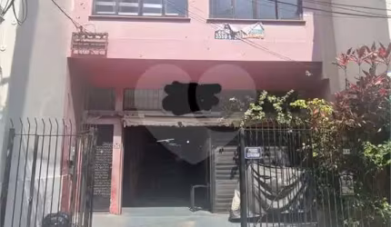 Prédio inteiro à venda em Botafogo - RJ