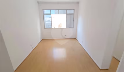 Apartamento com 2 quartos à venda em Tijuca - RJ